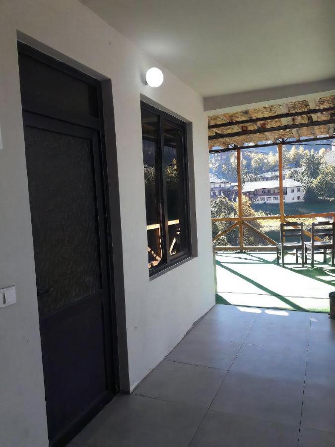 Guest House Mari30 Mestia Exterior foto